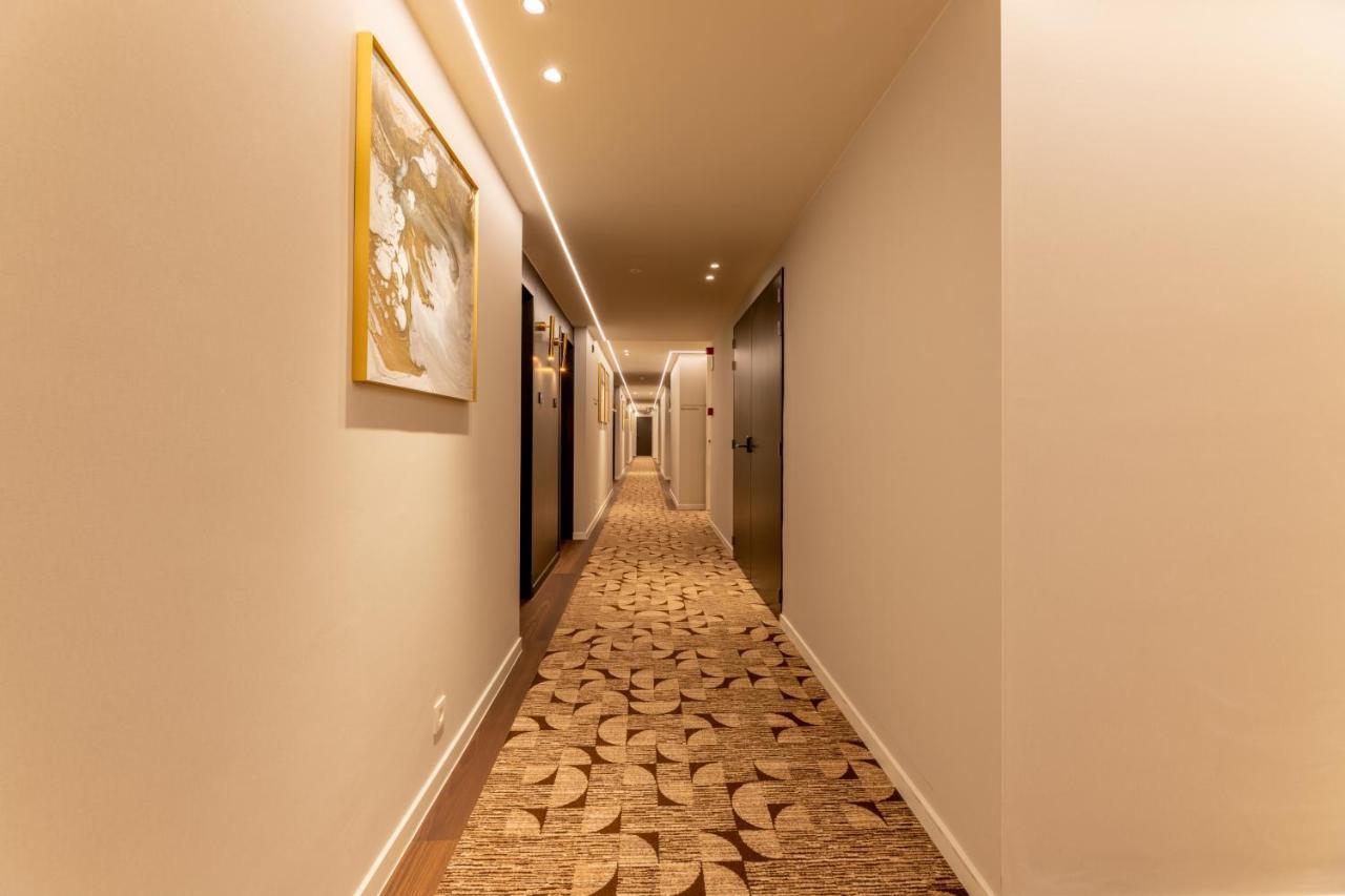 The Cornr Hotel 니우포르트 외부 사진